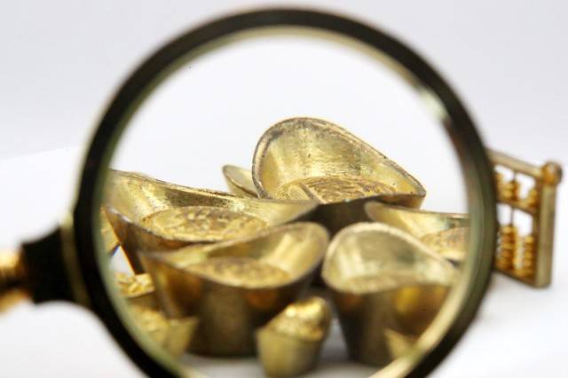 如何分析黄金下跌的原因？下跌对市场有何影响？