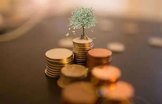 前海开源曲扬旗下基金忙活4年收益负46.8%，一拖多现象严重，基民盼监管严格执行新规