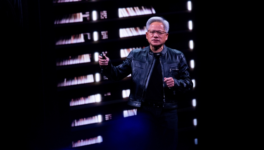 “出口管制失败”,黄仁勋再次抨击美对华AI芯片政策