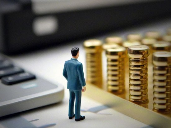 百亿“妖股”又整活！官微猛吹“里程碑订单”，公告却说不配披露？