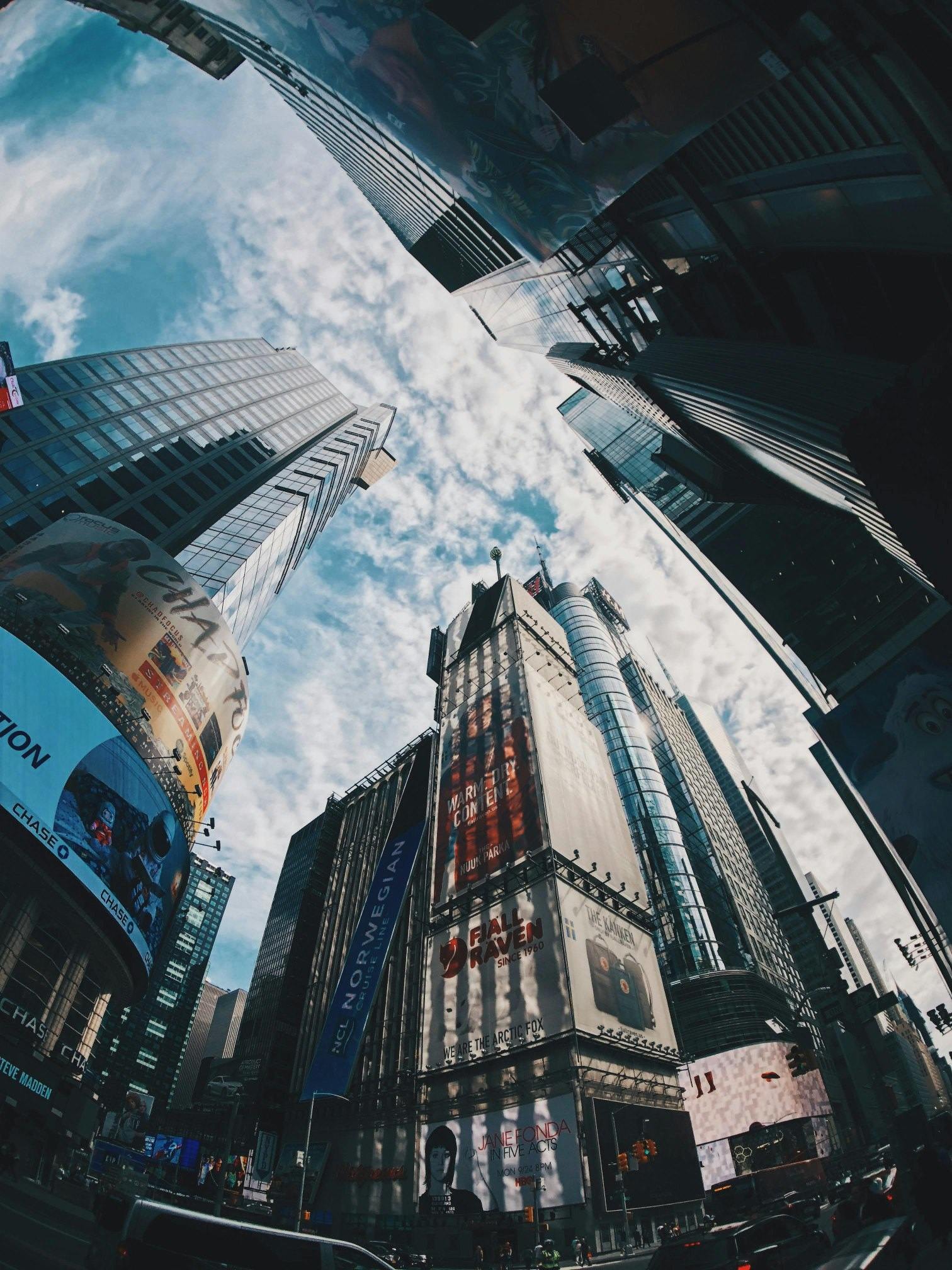 如何了解类似楼盘的实际情况？了解过程要注意什么？
