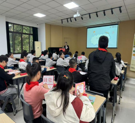 以“网”织暖，以“格”惠民，重庆银行持续优化现金支付环境