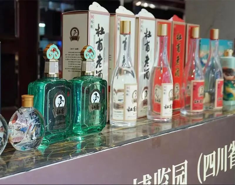 杜甫酒业的资本魔术能玩多久?