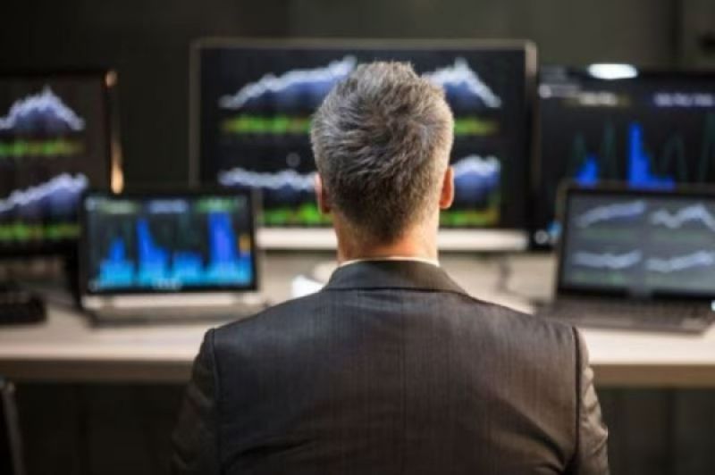 交银施罗德基金困局:三年缩水超千亿元,权益类产品规模“腰斩”