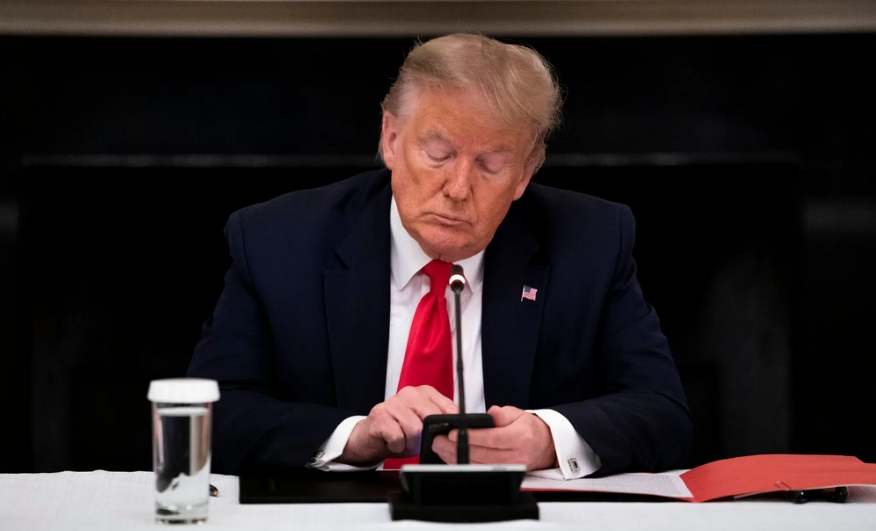 “特朗普不阅读”,美总统简报被爆要换风格:“有爆炸效果的电子游戏”