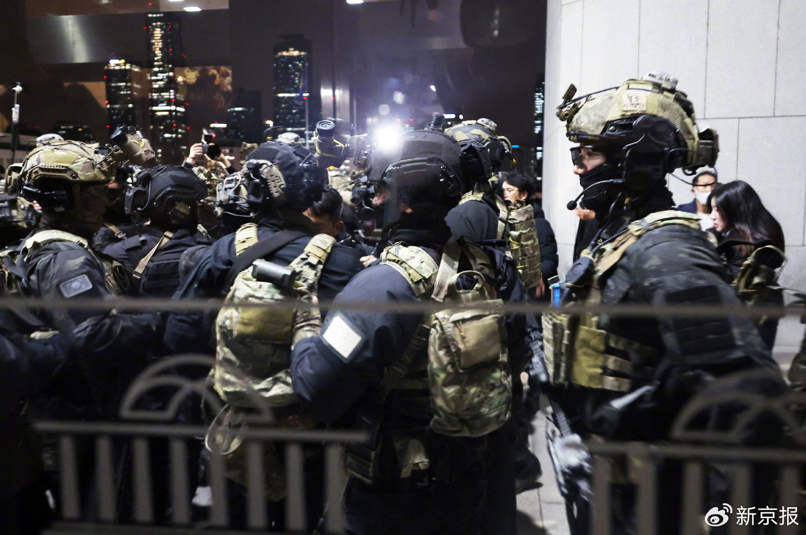 韩国政治动荡不安的182天