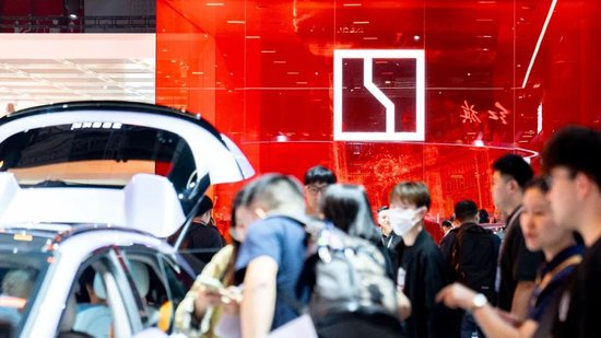 车圈三大佬，集体开撕