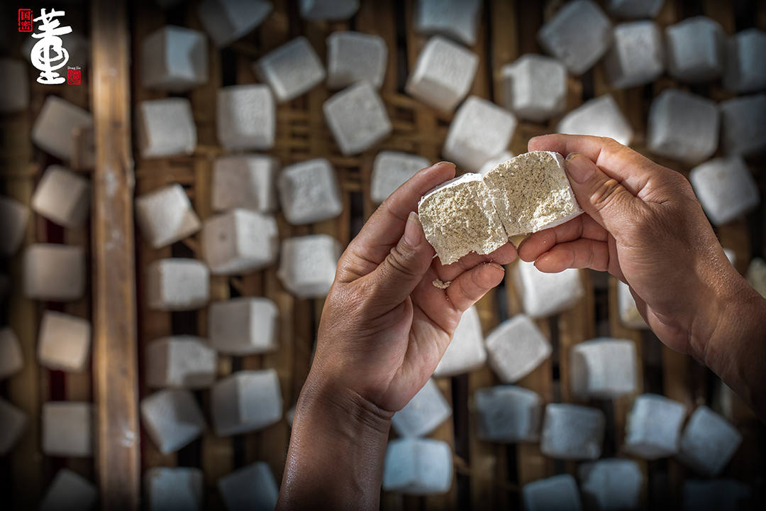 透过佰草香停单，看董酒“战略深蹲”