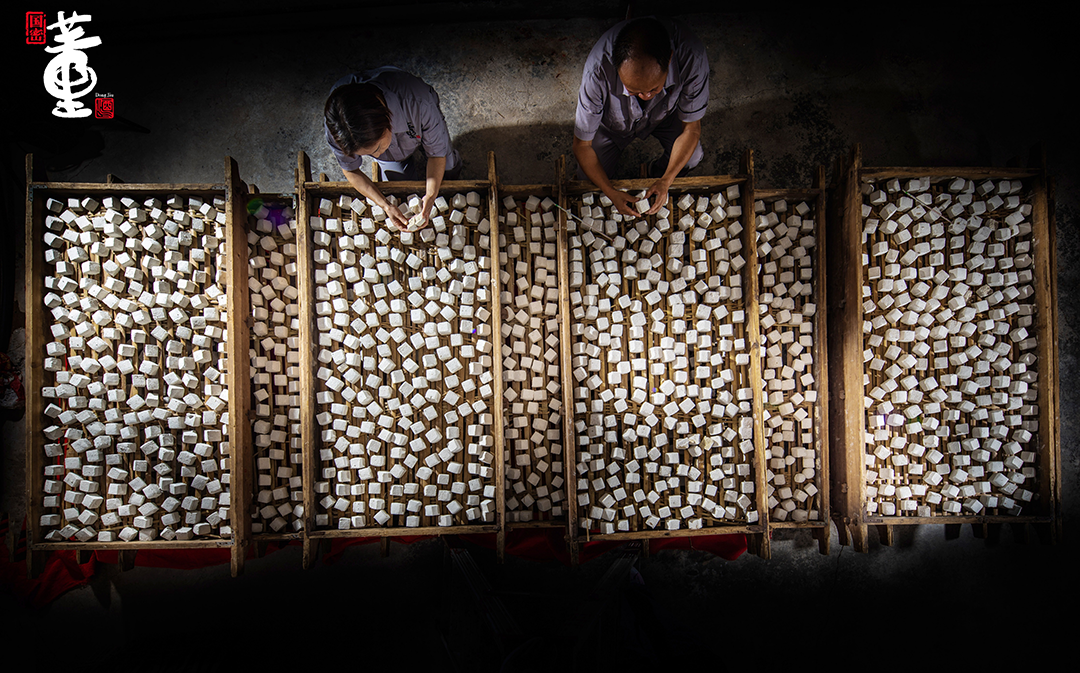 透过佰草香停单，看董酒“战略深蹲”