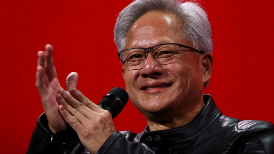 黄仁勋:未来十年将是机器人与自动驾驶汽车的时代