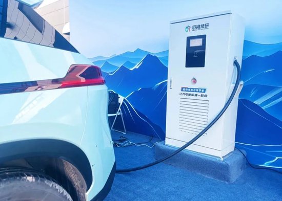 充电5分钟,续航800公里?比亚迪、宁德时代、欣旺达等布局,“超快充”市场火了,规模化落地还有多远?