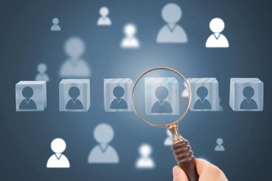 五高管联动调整！透视人保养老人事换防背后的战略棋局