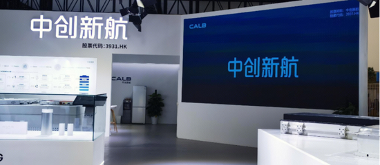 万亿“宁王”为何与百亿中创新航“缠斗”5年？