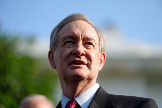 美国参议院将公布特朗普税改法案草案 但SALT之争将悬而未决