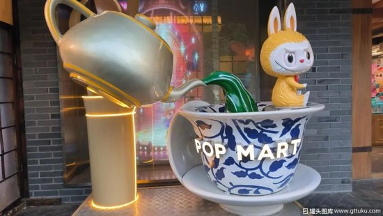 3000亿泡泡玛特的泡泡要破了?