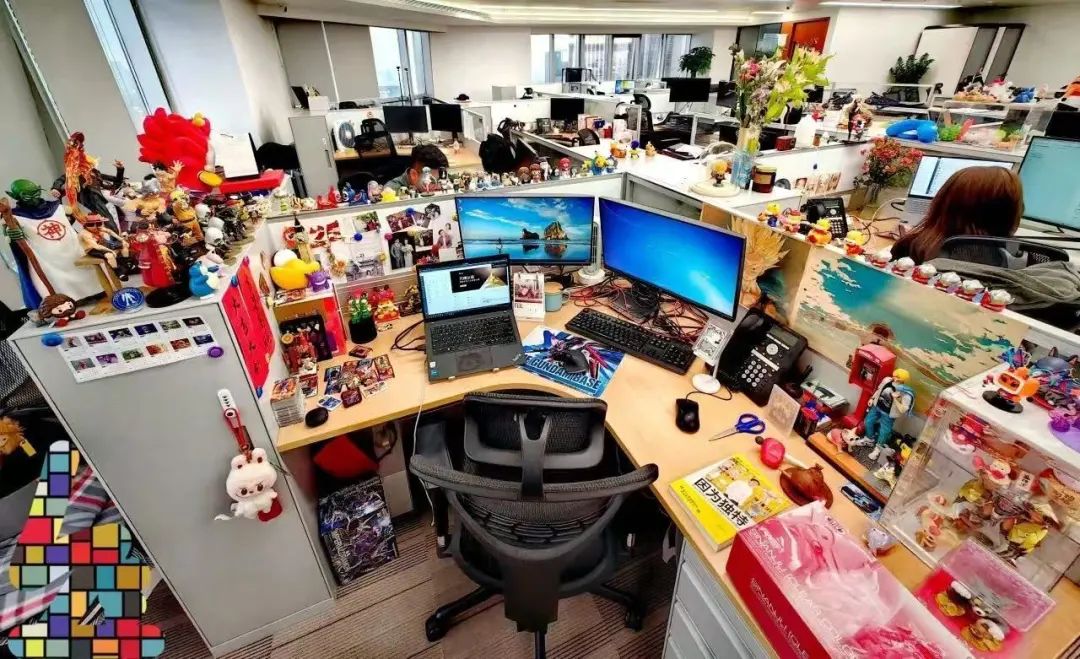 95后基金经理押中泡泡玛特,只会买白酒的张坤们老了?|棱镜