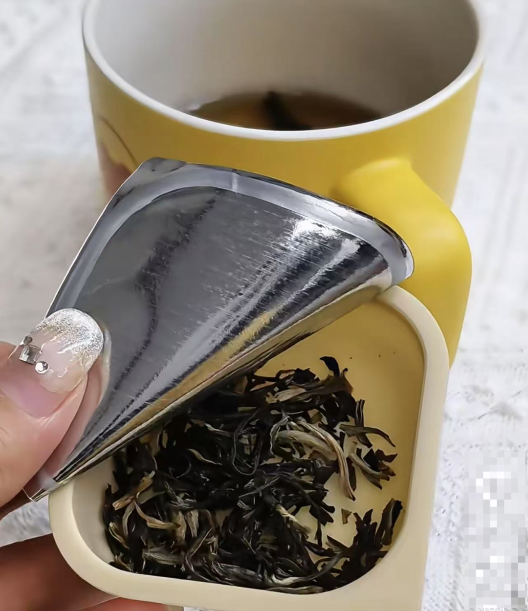 知名茶饮被曝喝出青蛙,当事人:太恶心了,差点喝进嘴里