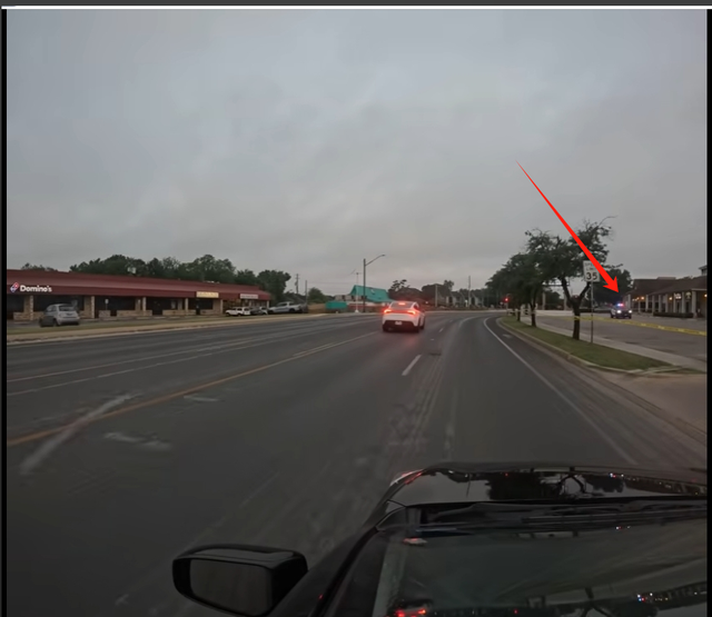 特斯拉Robotaxi存技术缺陷?试运营首日状况频出