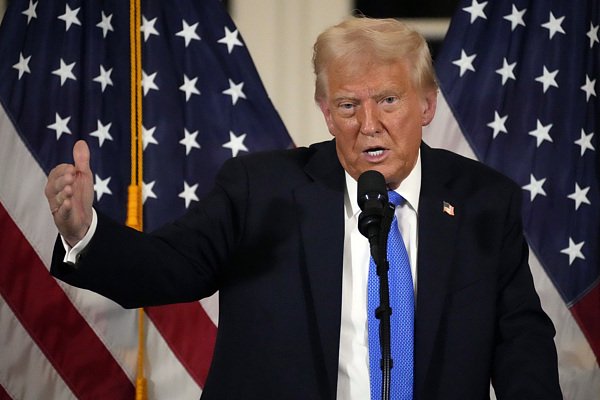 特朗普与内塔尼亚胡通话 要求以色列停止攻击伊朗