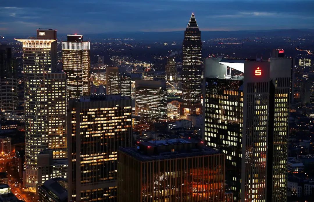 欧元再获双重助力:以伊停火+鲍威尔缓降息预期,汇价破年内高点