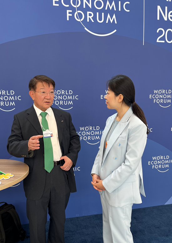 中国工程院外籍院士李相烨：以往每生产1吨氨就会排放2.4吨二氧化碳 “绿氨”技术能帮助减排