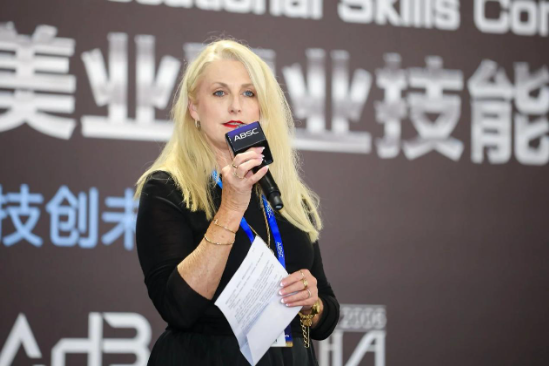 登顶亚洲！欧曼谛闪耀第十八届亚洲美业职业技能大赛，斩获14金22银