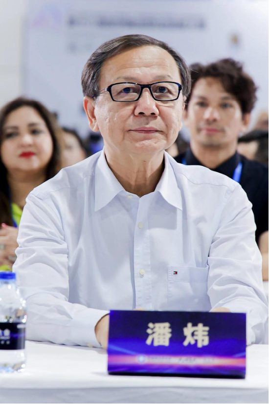 登顶亚洲！欧曼谛闪耀第十八届亚洲美业职业技能大赛，斩获14金22银