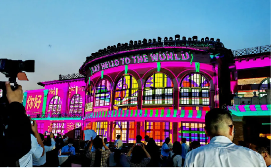 光峰专显助力2025达沃斯论坛，T Pro系列点亮3D Mapping光影秀