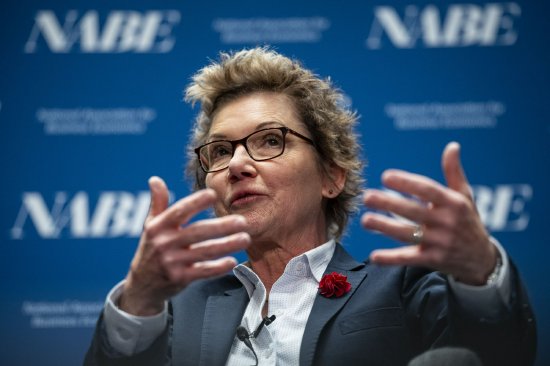 美联储理事戴利:关税可能不会导致通胀大幅或持久飙升 或有助于秋季降息