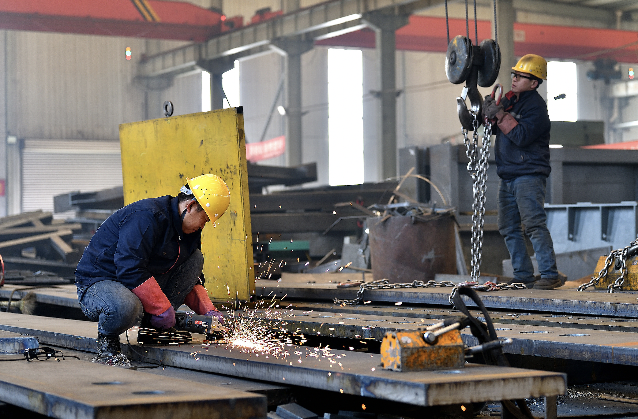 受需求不足、工业品价格下降等影响，1-5月工业利润下降1.1%