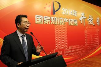 如何解决小产权上户口问题？解决过程面临哪些难题？