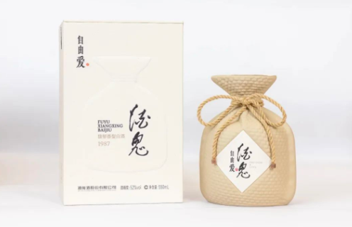 联名产品即将上市，胖东来能否拯酒鬼酒？