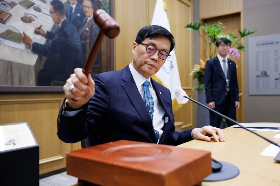 韩国央行行长:关税对经济增长的冲击仍是政策难题