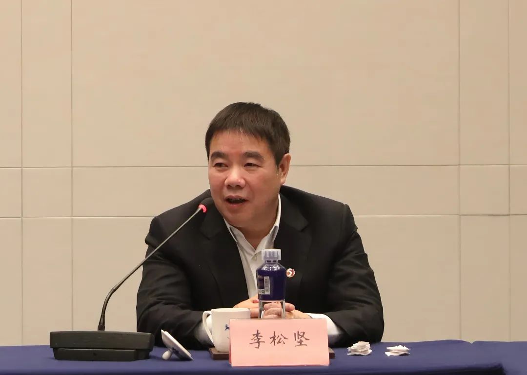 清华姚班量化天才“撕”亲爹!本人最新发声...