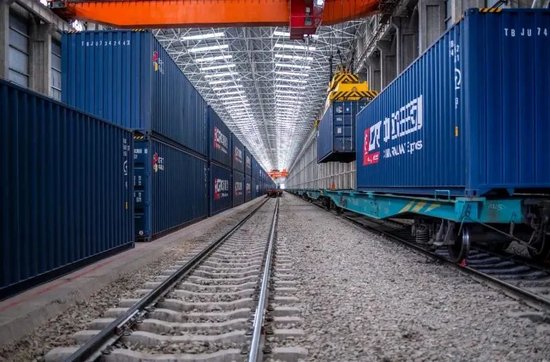 陕西延长石油榆林炼油厂与西安铁路物流中心被约谈