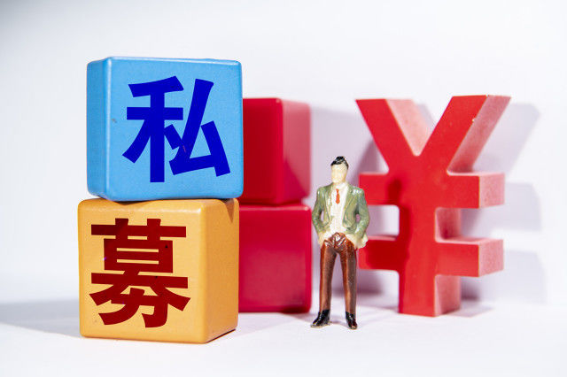 基金的行业配置对投资者回报的影响有哪些？
