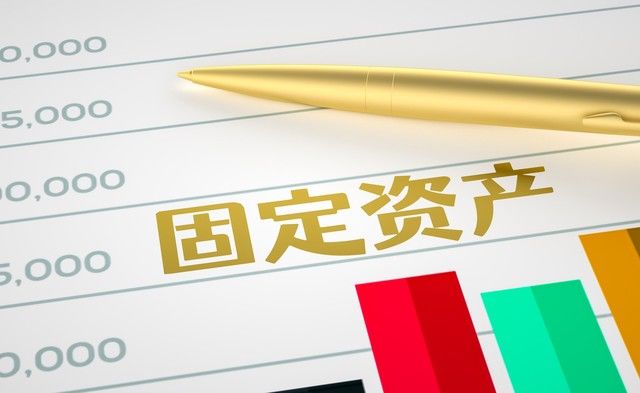 保险的风险管理与市场环境的关系？