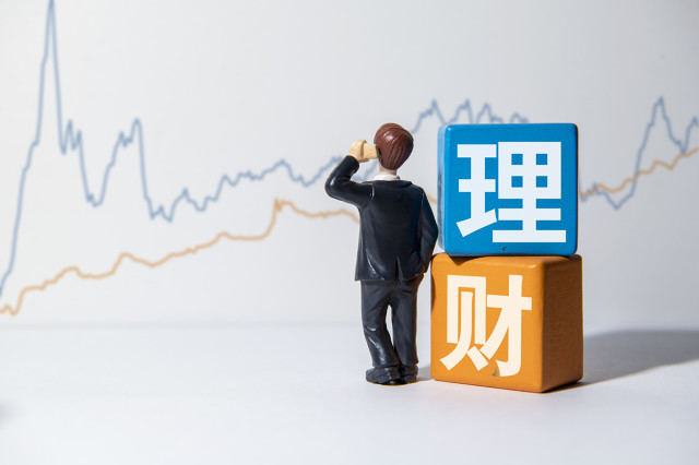 如何通过了解各类车型的配置来做出决策？