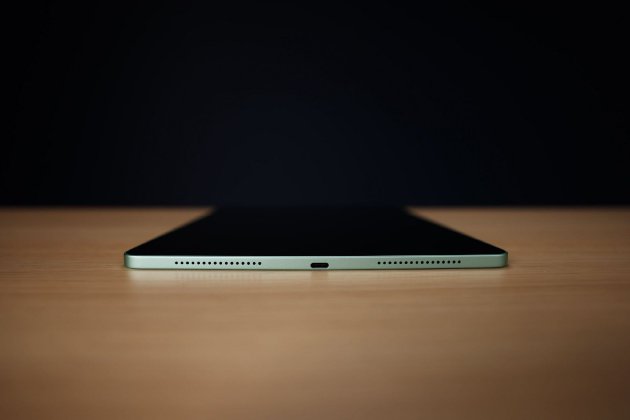 iQOO Pad5e开箱：同档大屏游戏神器，学习办公也能“躺赢”