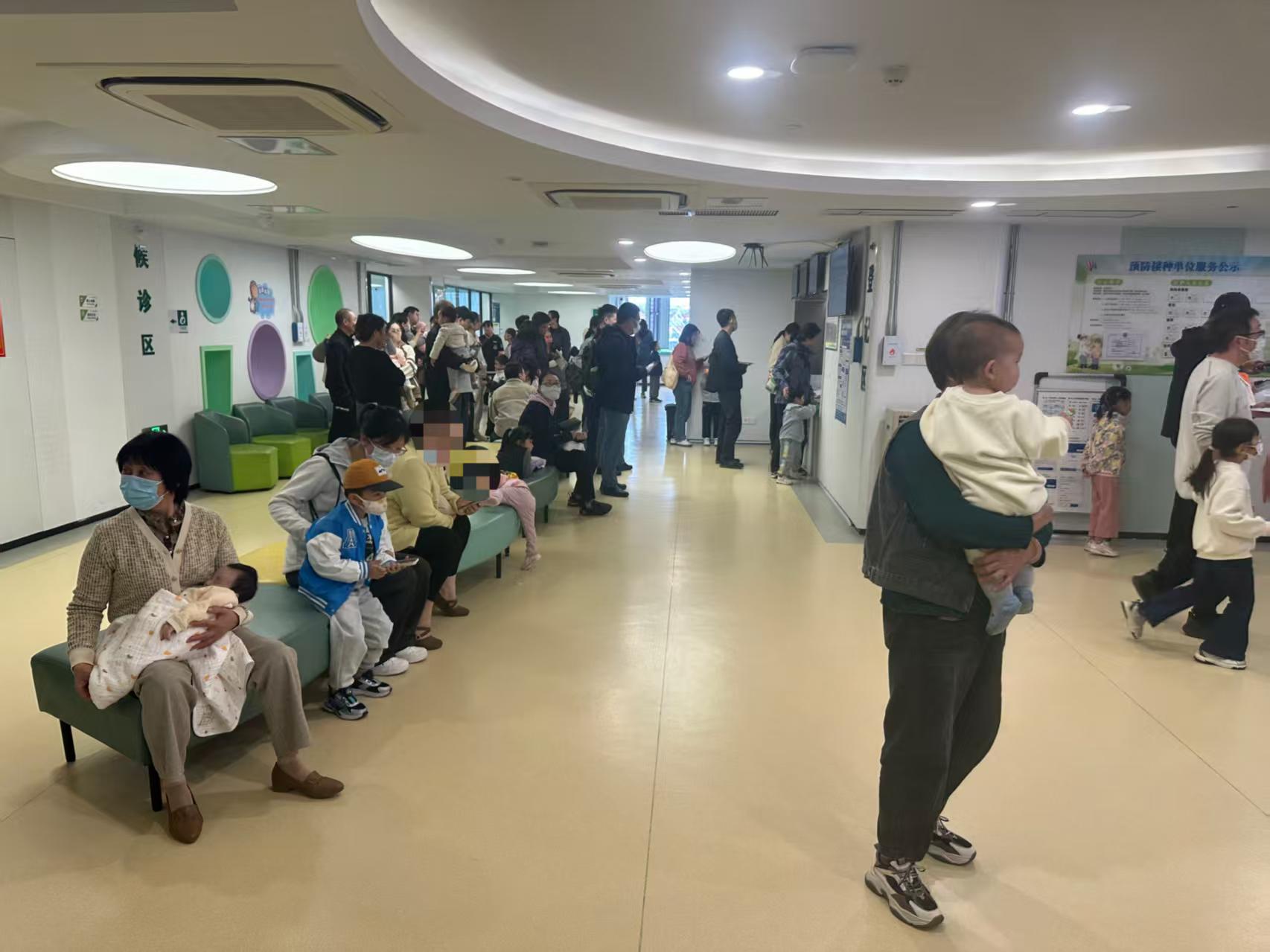 流感季或将提前！三价疫苗政采价持续走低，海外玩家“返场”，流感疫苗市场将如何变化？