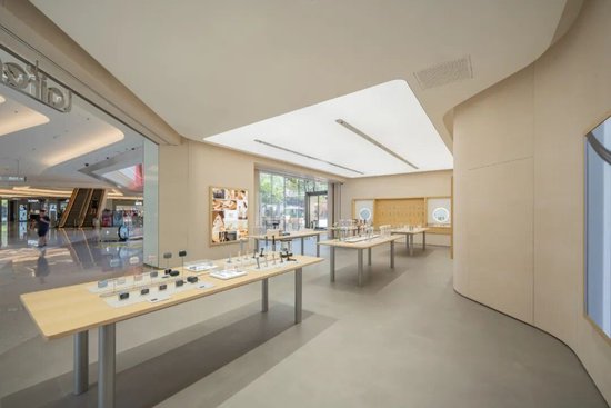 只能做大牌平替？徕芬创始人回应