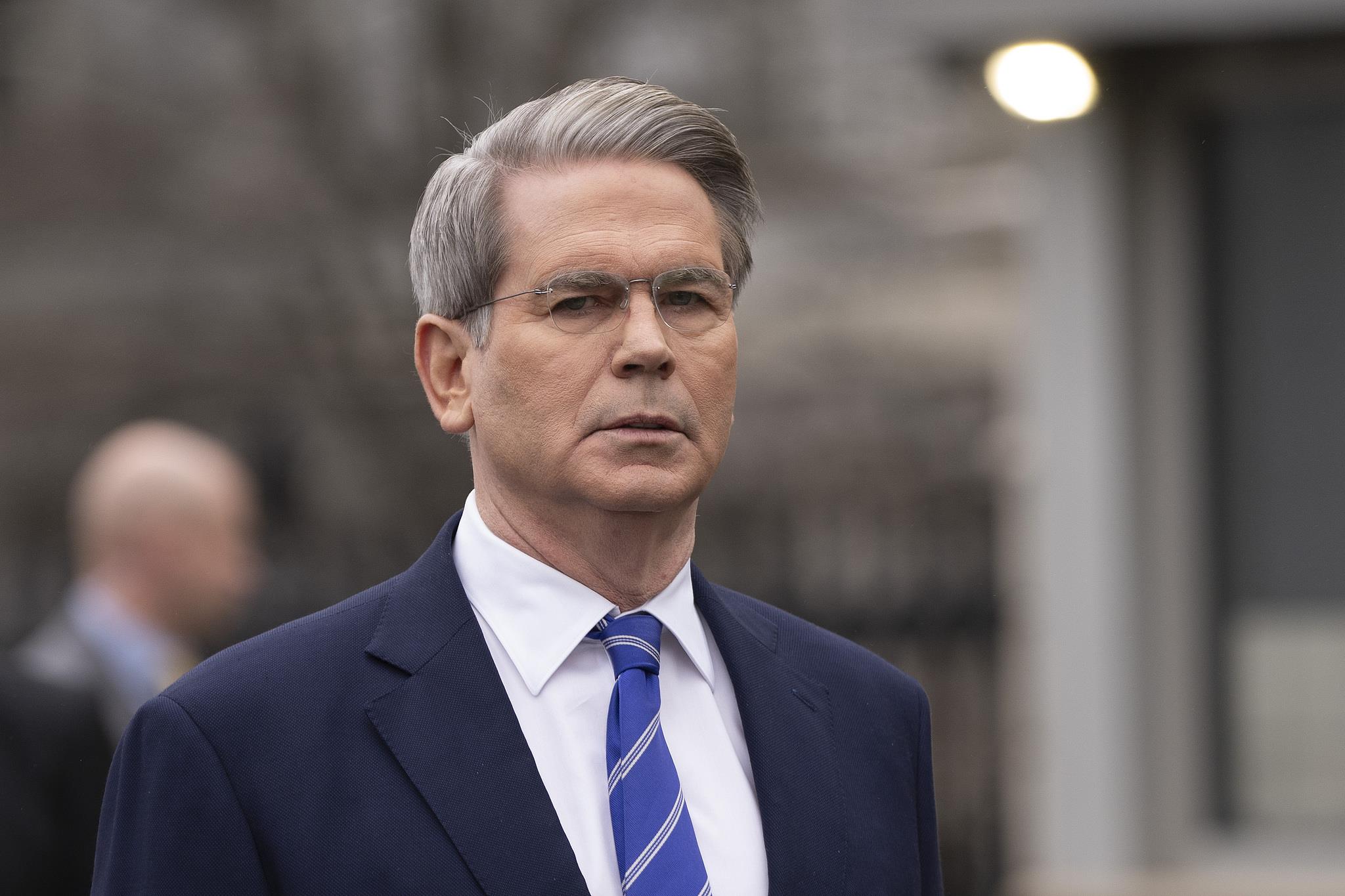 美财长警告：政府“停摆”或致供应链短缺