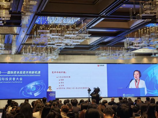 华泰证券梁红：变革中的中国有创新、重组、出海三条主线，2026年各行业盈利增速均将有所回升