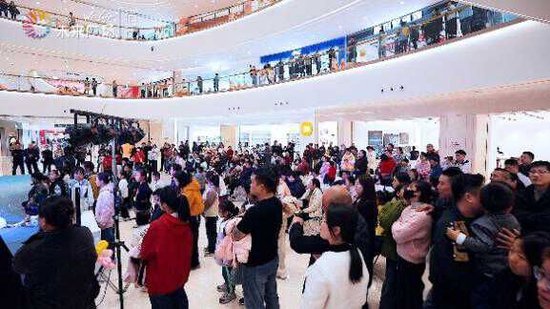 漫展×市集×艺术展 双十一远洋商业多元实践增添消费活力