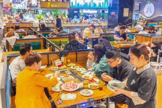 漫展×市集×艺术展 双十一远洋商业多元实践增添消费活力