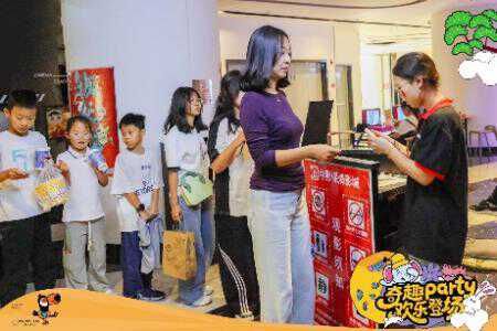 漫展×市集×艺术展 双十一远洋商业多元实践增添消费活力