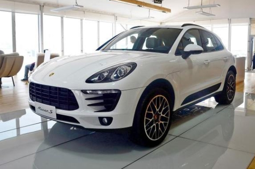 购车时安全配置必须优先考虑吗？