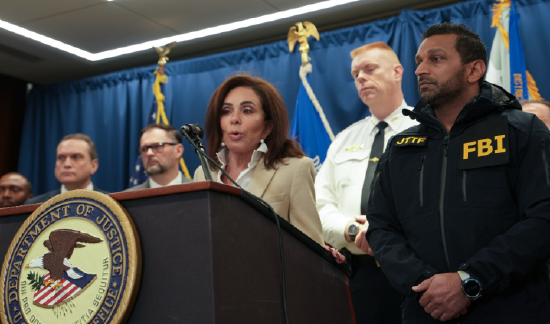 华盛顿枪击案嫌犯面临谋杀指控 特朗普誓言扩大对移民的打击