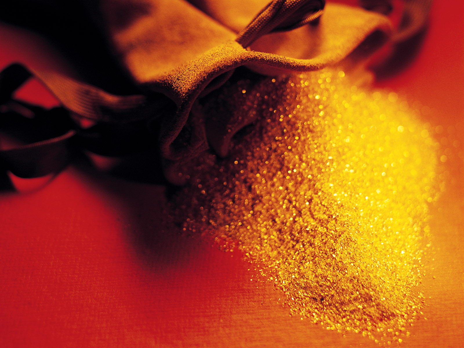 黄金与其他避险资产该如何对比？