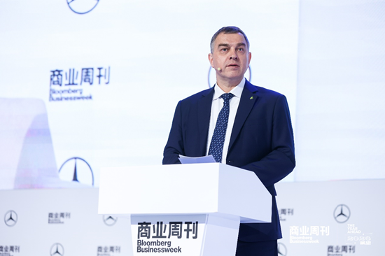 The Year Ahead展望2026峰会|凝聚行业共识，共勘寰球商业未来